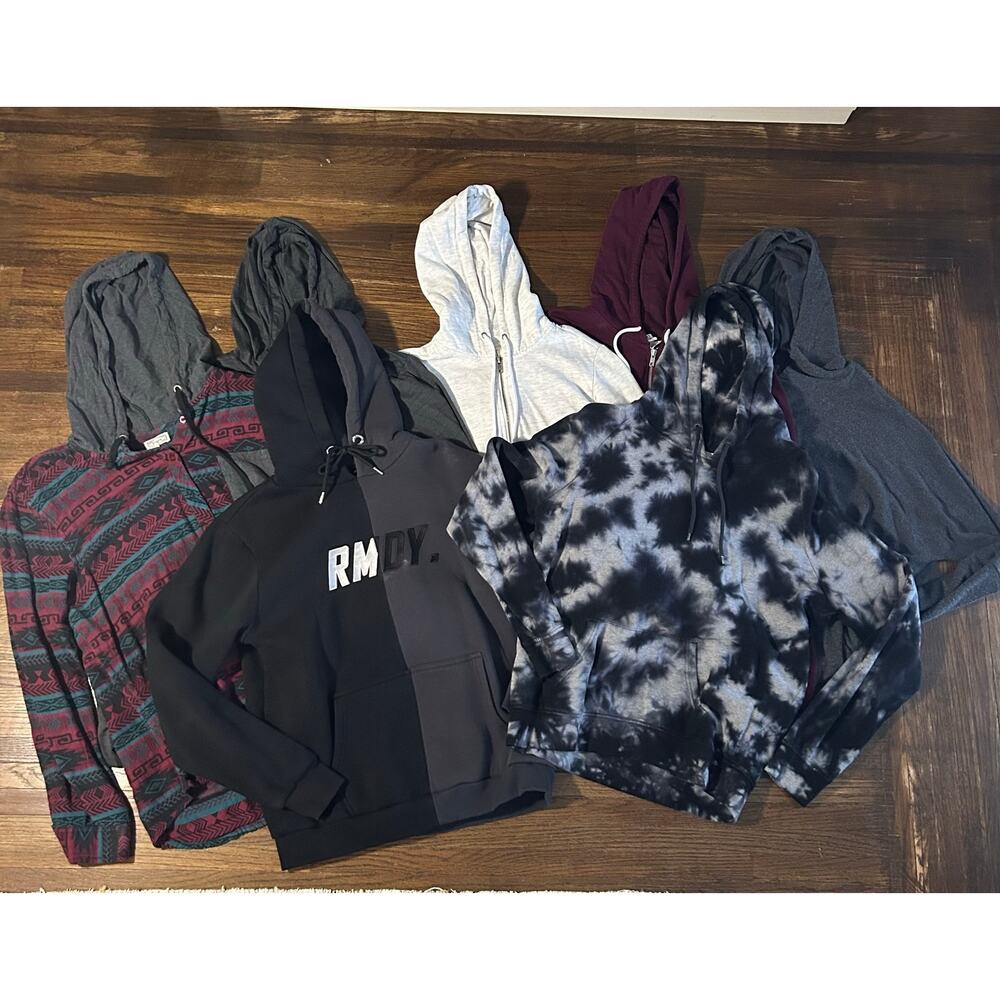 LOT of 7 Women's Athletic Hoodies Size M/L
